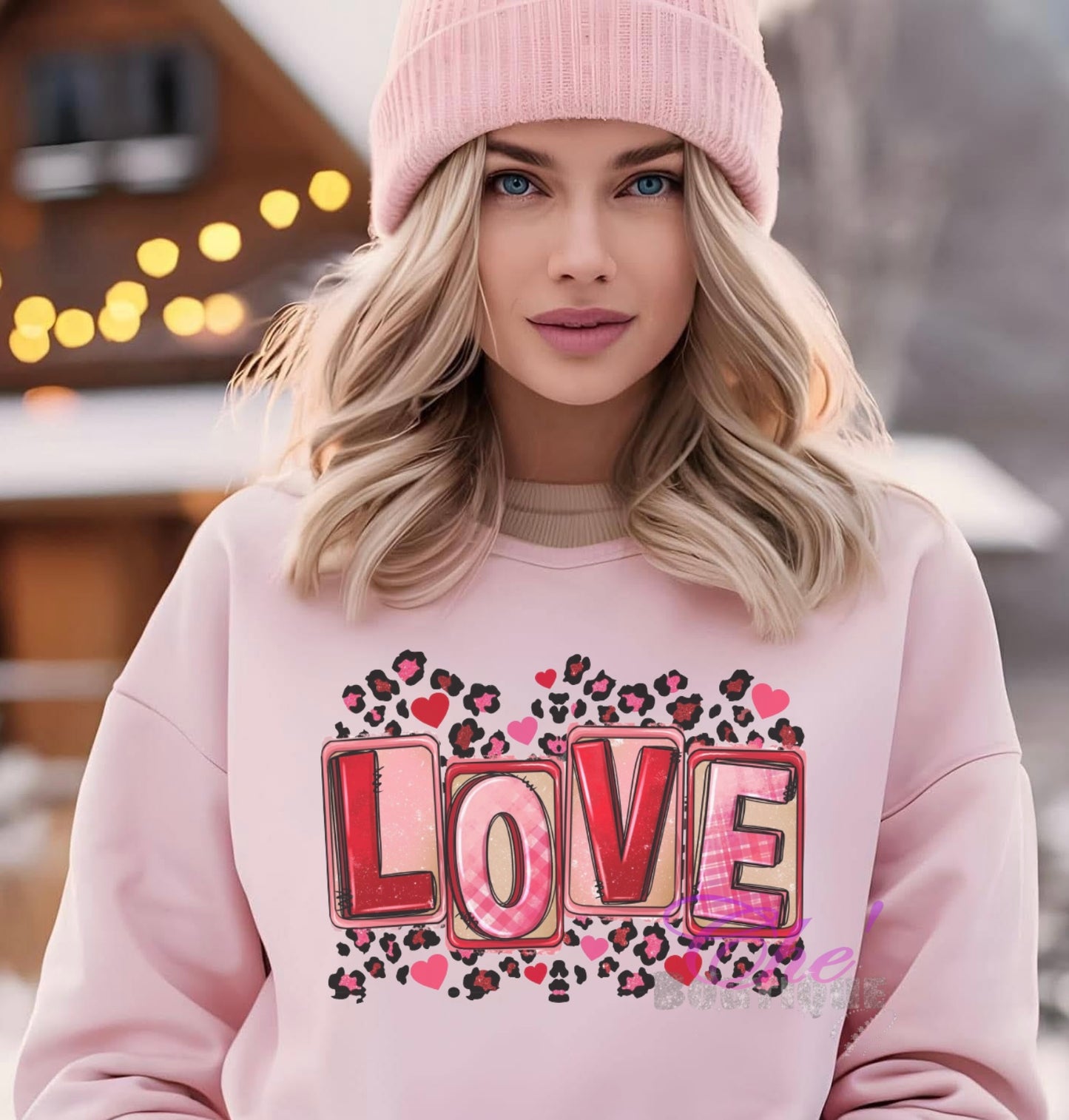 LOVE SWEATSHIRT